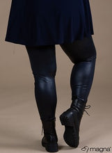 Load image into Gallery viewer, Magna Leatherlook Leggings - Navy
