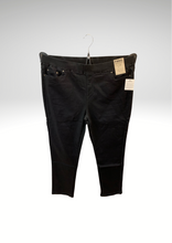 Load image into Gallery viewer, Pinns Black Denim Jeans
